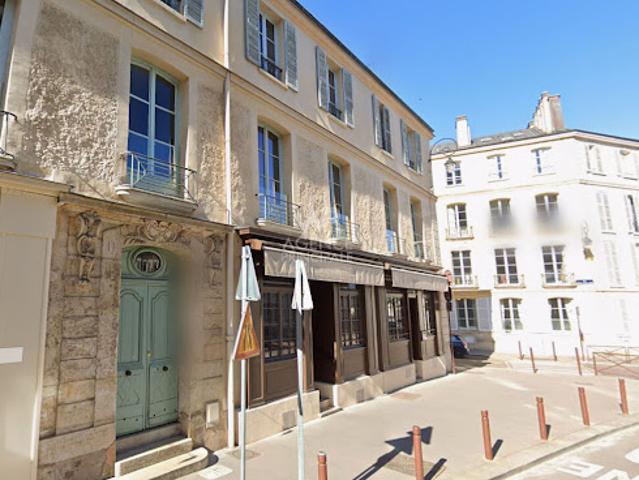 Local Commercial location à Versailles