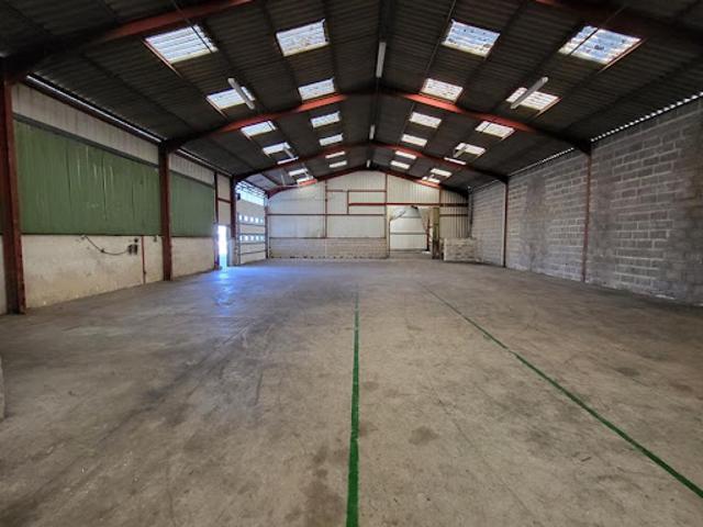 Local Commercial location à Le Mans