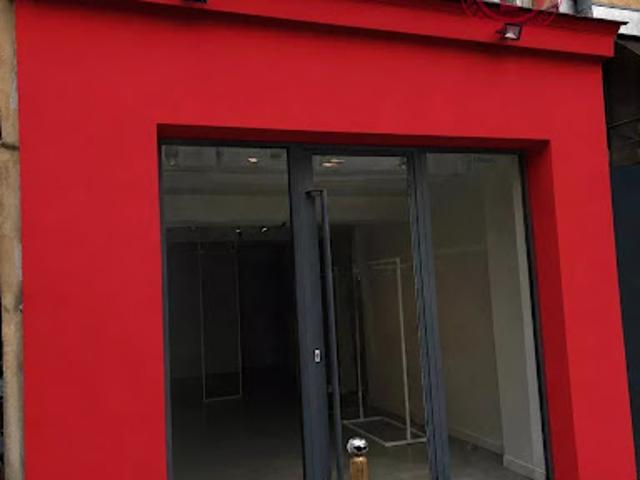 Local Commercial location à Paris, Île-de-France