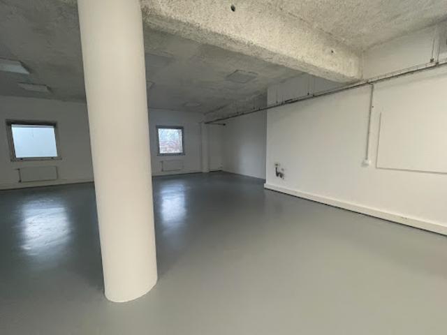 Local Commercial location à Nanterre