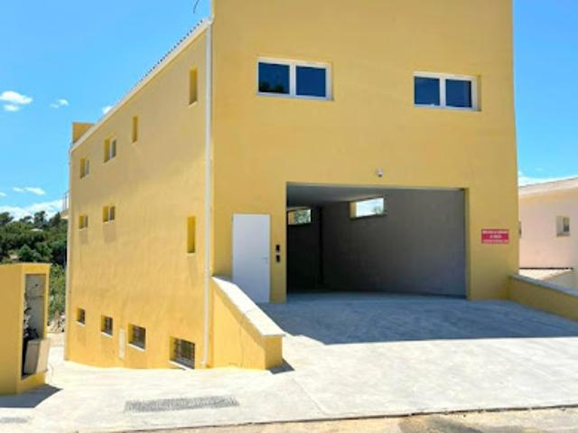 Local Commercial location à Brignoles, Rocbaron