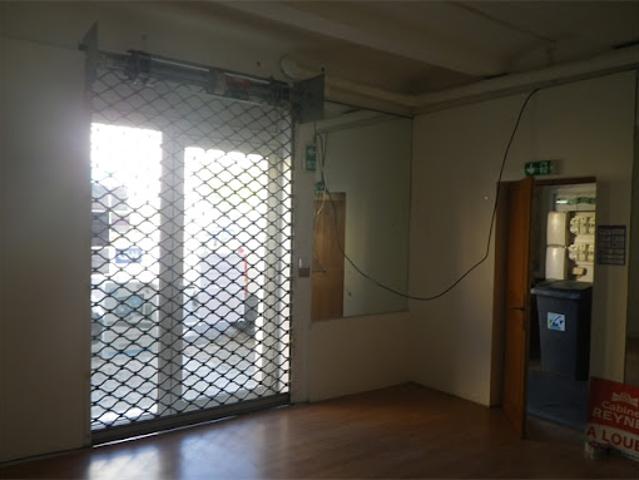 Local Commercial location à Alès