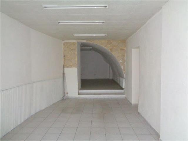 Local Commercial location à Alès