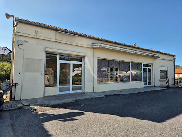 Local Commercial location à Limoux, Saint-hilaire