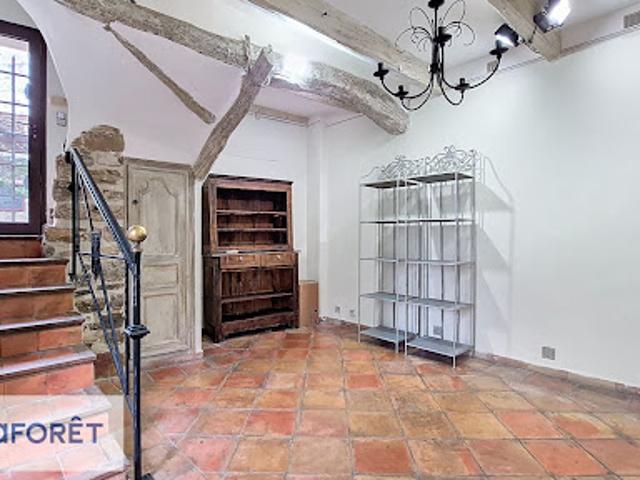 Local Commercial location à Arrondissement de Toulon, Le Castellet
