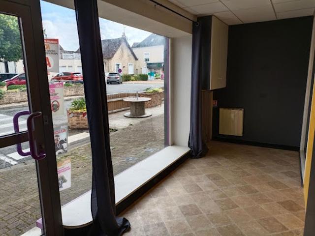 Local Commercial location à Mamers, Saint-cosme-en-vairais