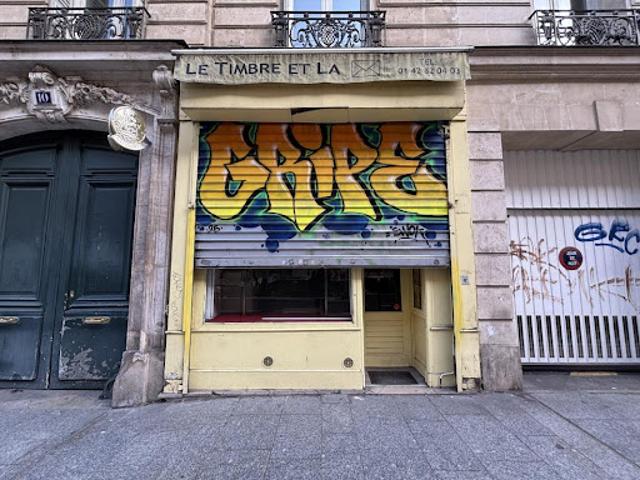 Local Commercial location à Paris, Île-de-France