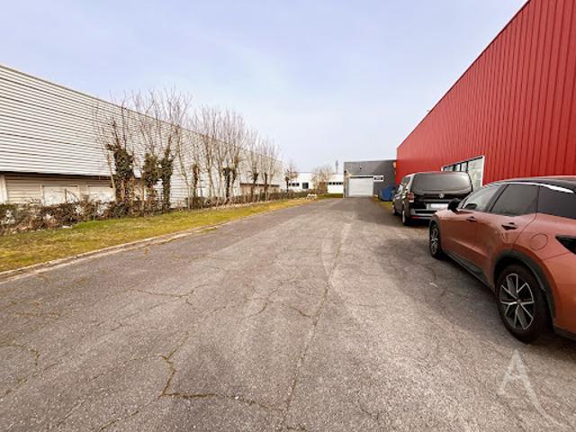 Local Commercial location à Metz, Augny