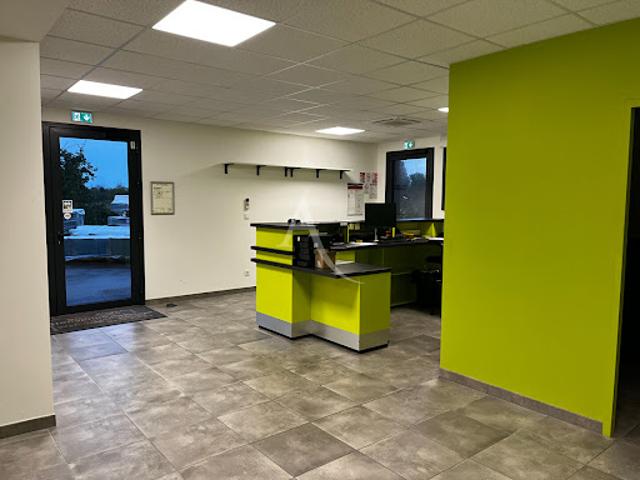 Local Commercial location à Rochefort, Tonnay-charente