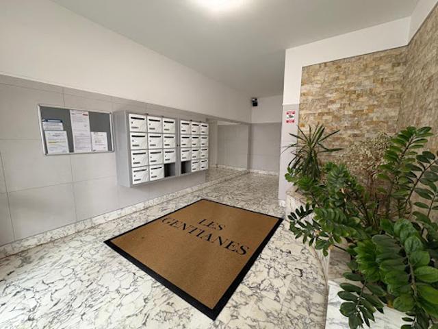 Local Commercial location à Nice
