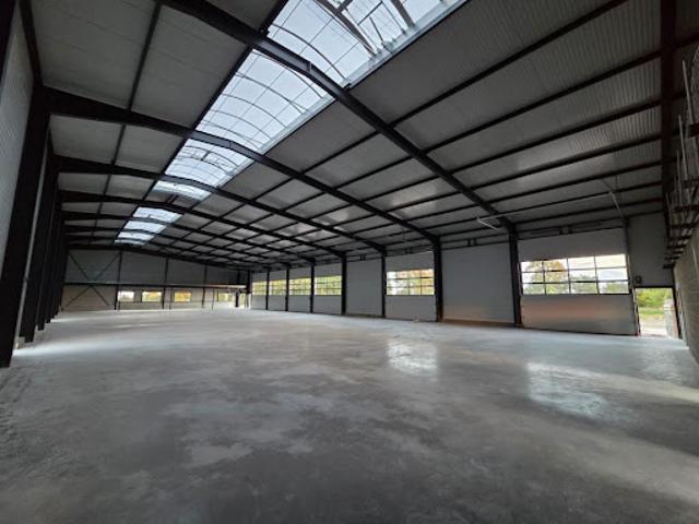 Local Commercial location à Vire, Noyers-bocage