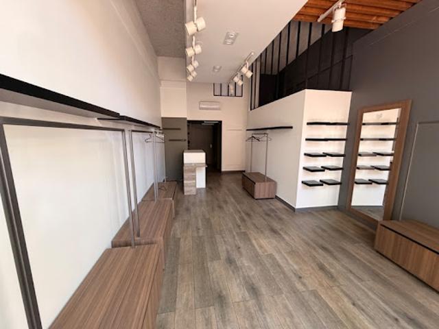 Local Commercial location à Lyon, Métropole de Lyon