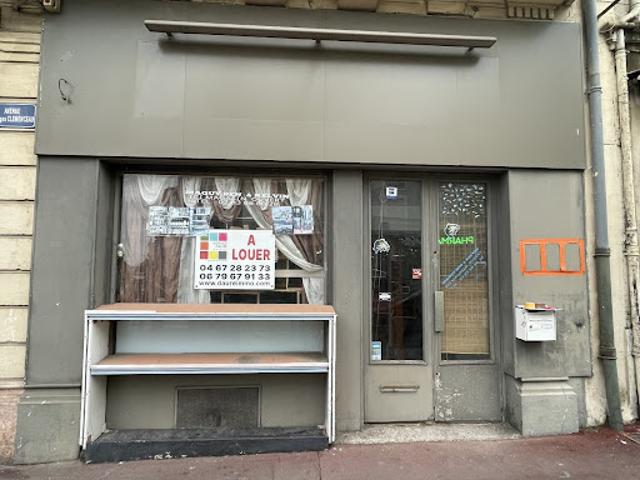 Local Commercial location à Béziers