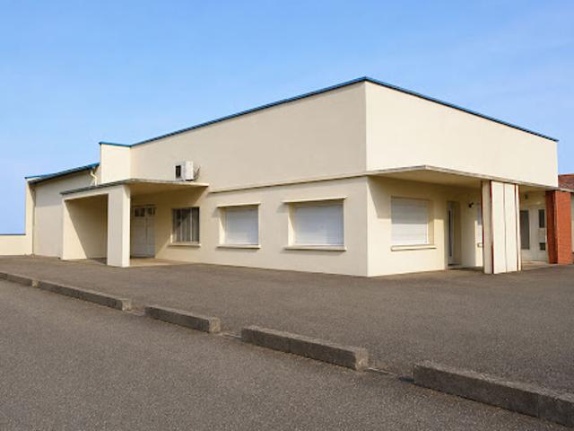 Local Commercial location à Bourg-en-Bresse, Bourg-en-bresse