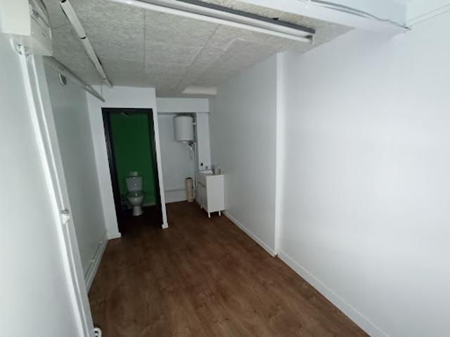 Local Commercial location à Limoges, Aixe-sur-vienne