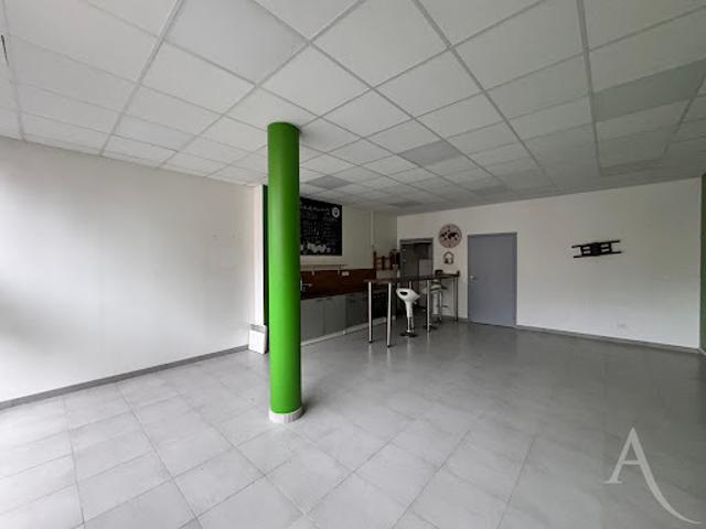 Local Commercial location à Amiens