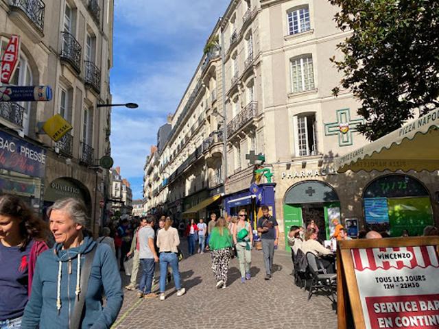 Local Commercial location à Nantes