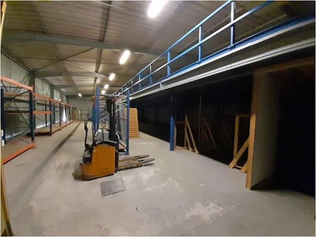 Local Commercial location à Alès