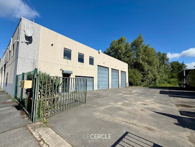 Local Commercial location à Senlis, Lamorlaye