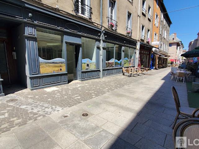 Local Commercial location à Saint-Flour, Saint-flour