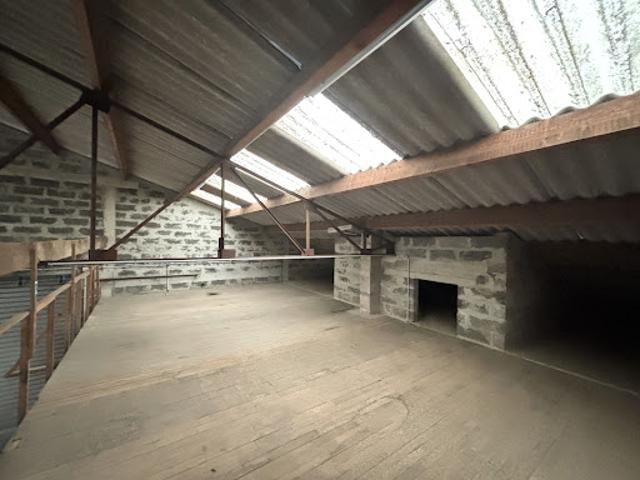 Local Commercial location à Bretteville-sur-Odon, Calvados