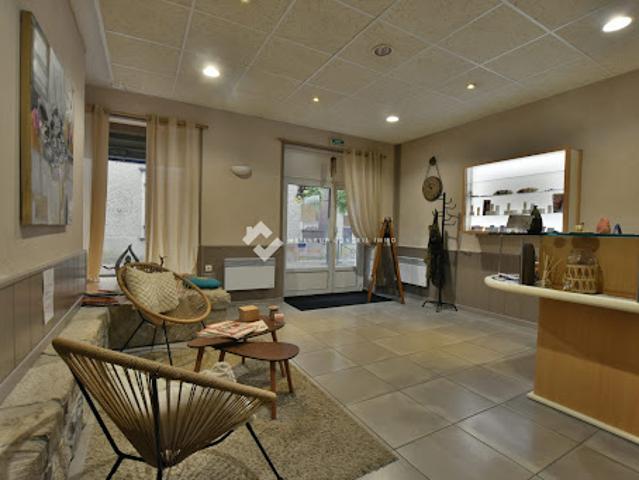 Local Commercial location à Pau, Orthez