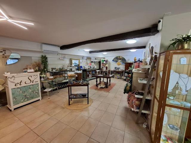 Local Commercial location à Mont-de-Marsan, Saint-pierre-du-mont