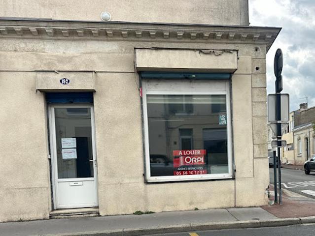 Local Commercial location à Bordeaux, Talence