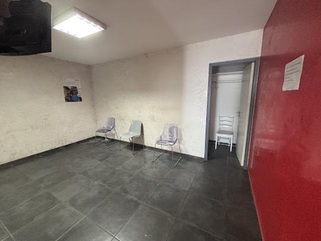 Local Commercial location à Béziers, Nissan-lez-enserune