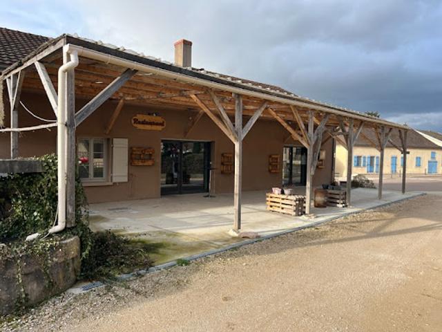 Local Commercial location à Louhans-Châteaurenaud, Bourgogne-Franche-Comté