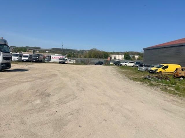 Local Commercial location à Château-Thierry, Château-thierry