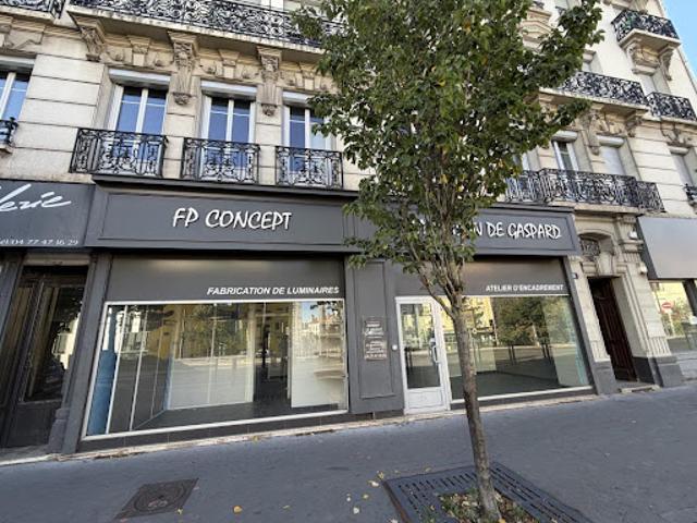 Local Commercial location à Saint-Étienne, Saint-etienne