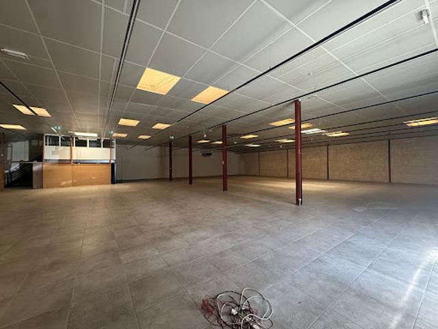 Local Commercial location à Narbonne, Lézignan-corbières
