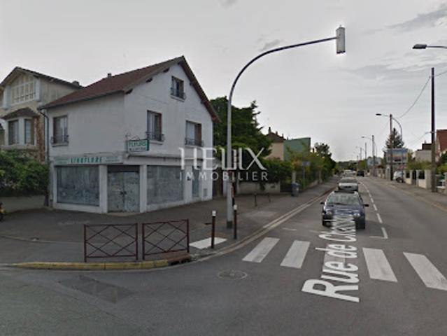 Local Commercial location à Saint-Germain-en-Laye, Poissy