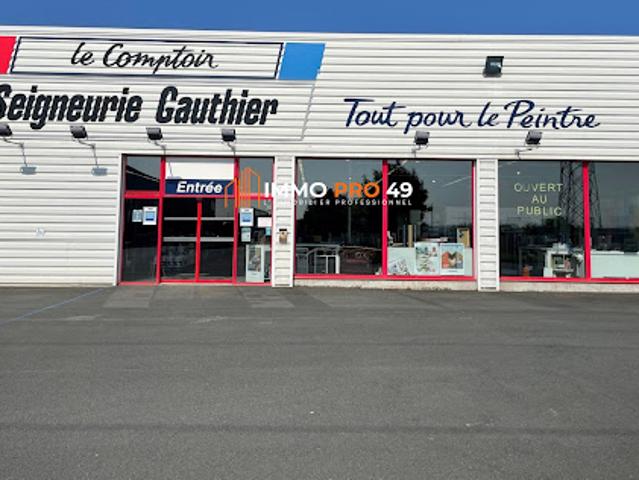 Local Commercial location à Cholet