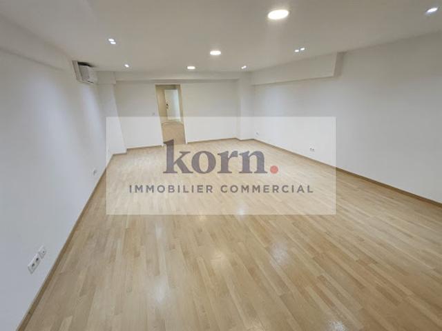Local Commercial location à Paris, Île-de-France