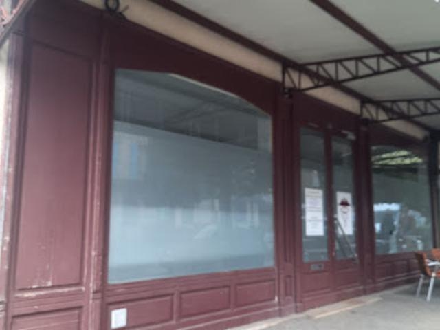 Local Commercial location à Montauban, Caussade