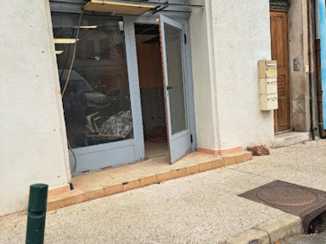 Local Commercial location à Brignoles, Saint-maximin-la-sainte-baume