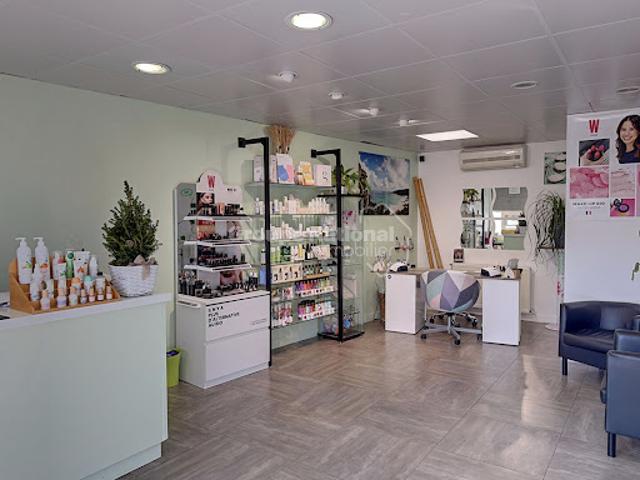 Local Commercial location à Istres, Berre-l'etang