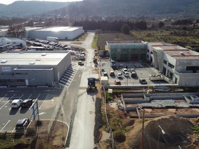 Local Commercial location à Brignoles, Le Luc