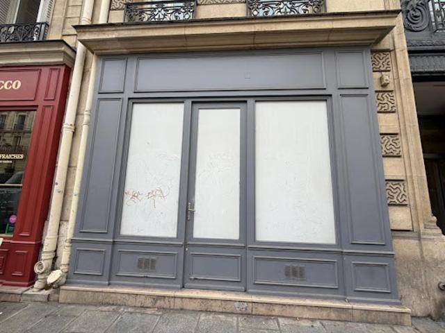 Local Commercial location à Paris, Île-de-France