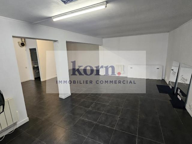 Local Commercial location à Paris, Île-de-France