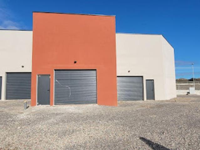 Local Commercial location à Mèze