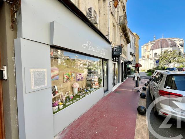 Local Commercial location à Alès