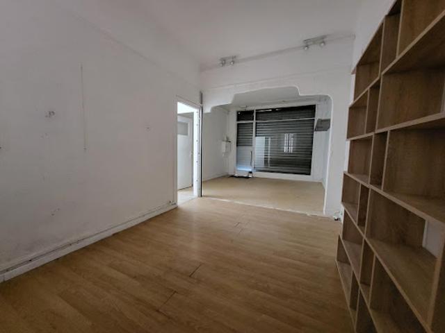 Local Commercial location à Senlis, Creil