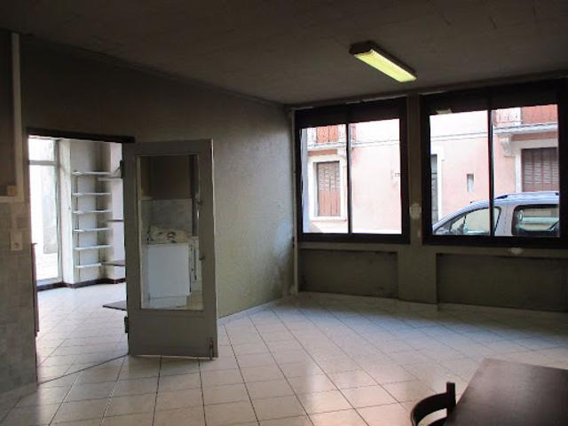Local Commercial location à Chambéry, Les Echelles