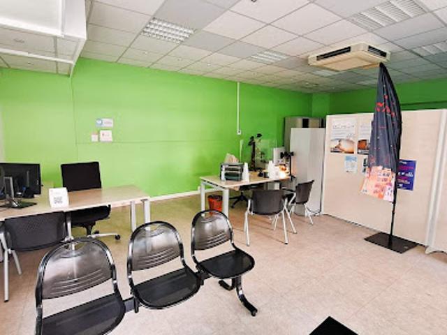 Local Commercial location à Istres, Miramas