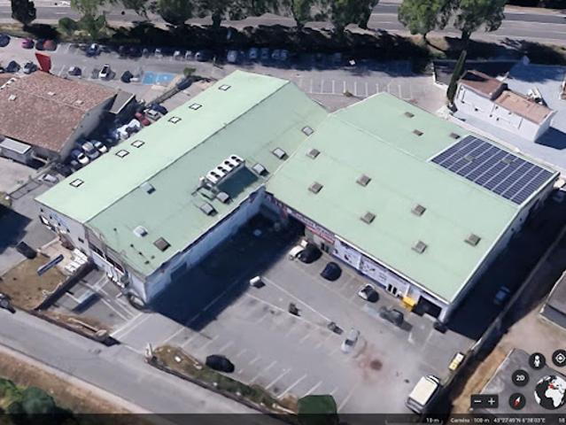 Local Commercial location à Arrondissement de Draguignan, Roquebrune-sur-argens