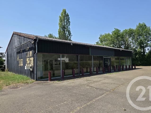 Local Commercial location à Dreux, Saussay