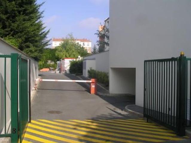 Garage location à Draveil, Essonne